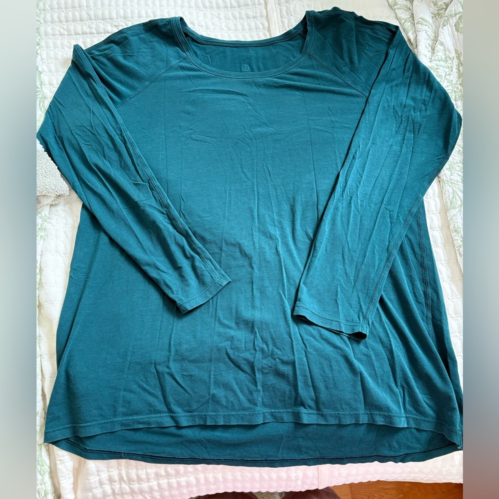 Lululemon long sleeve (12)